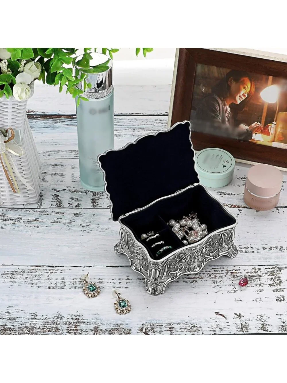 Vintage Metal Jewelry Organizer for Women 4.9